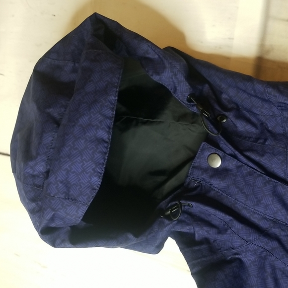 Columbia Omni-Tech Waterproof Breathable Jacket - Picture 16 of 17